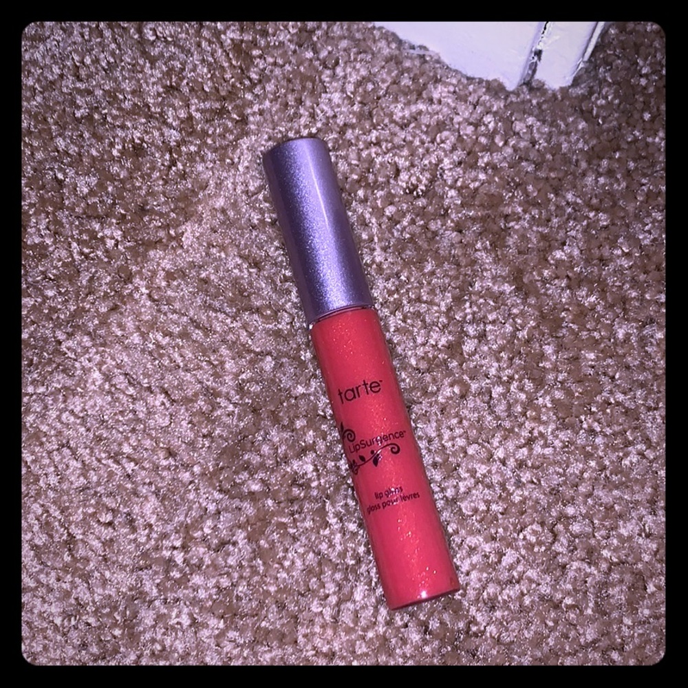 Tarte lipgloss in color Fearless